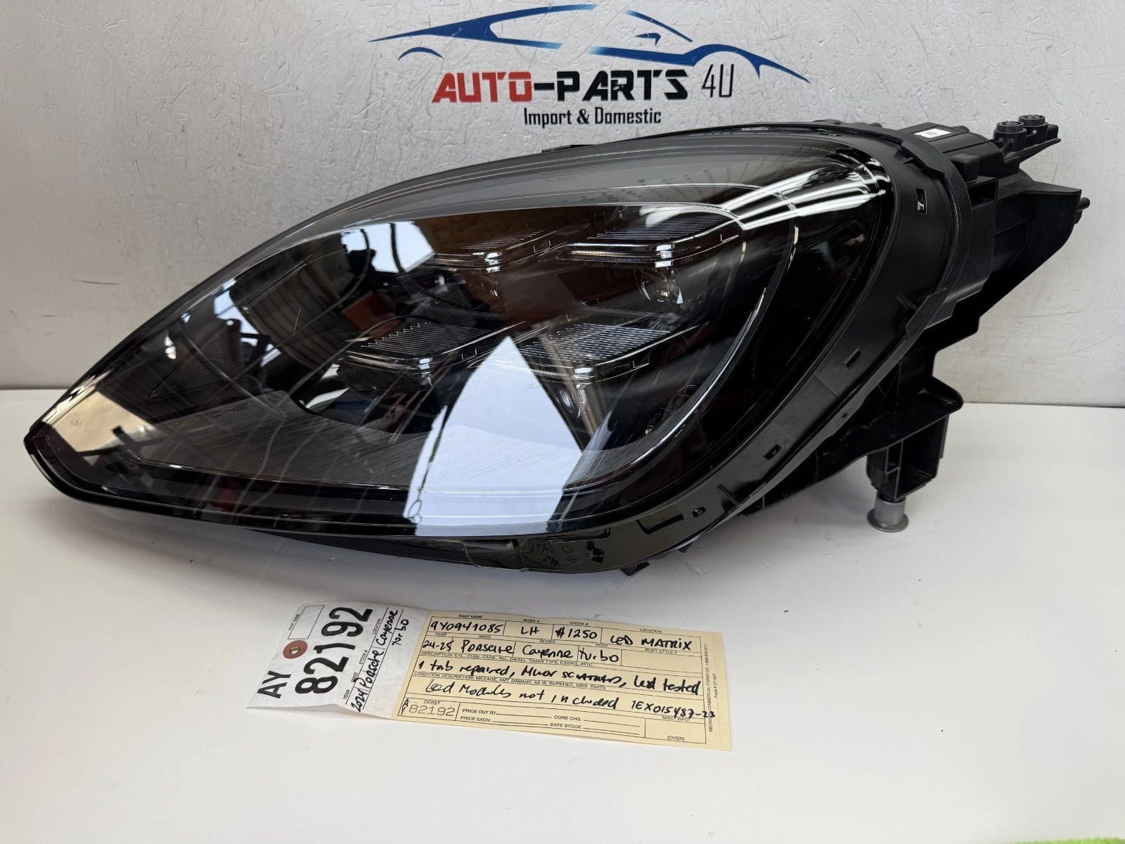 2024 - 2025 PORSCHE CAYENNE TURBO LEFT DRIVER LED MATRIX HEADLIGHT OEM AY82192