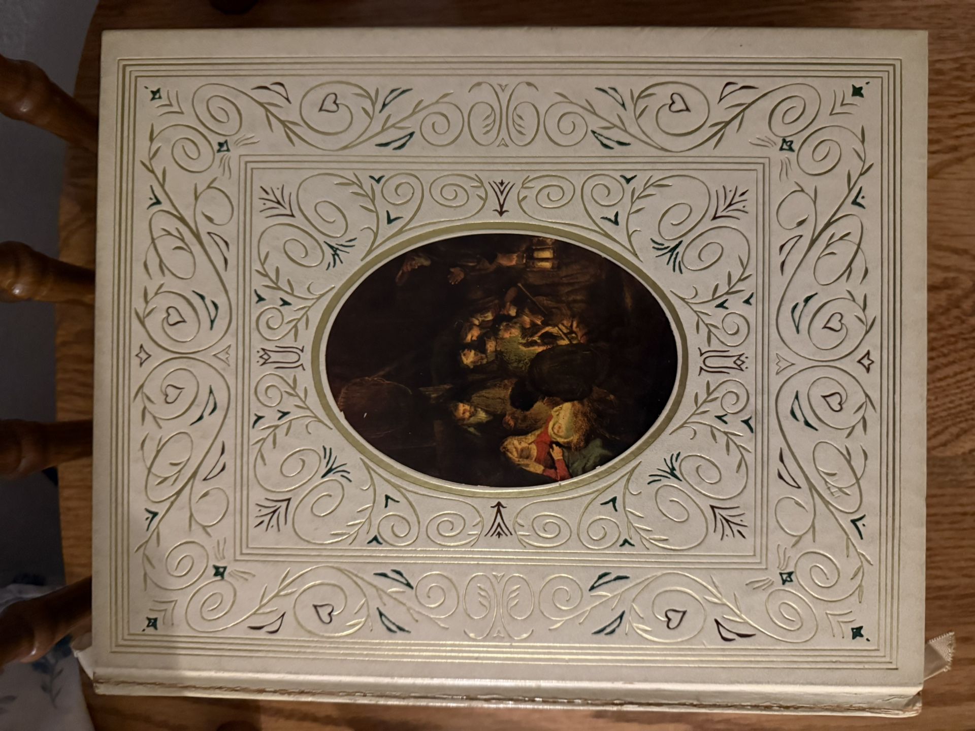 Large Family Bible w/ Family Record Keeping 1966 Rembrandt Edition
