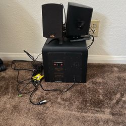 Klipsch Speaker Set