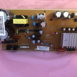#1068 Samsung Fridge Inverter Control Board  DA92-00215R  DA41-00782B. 