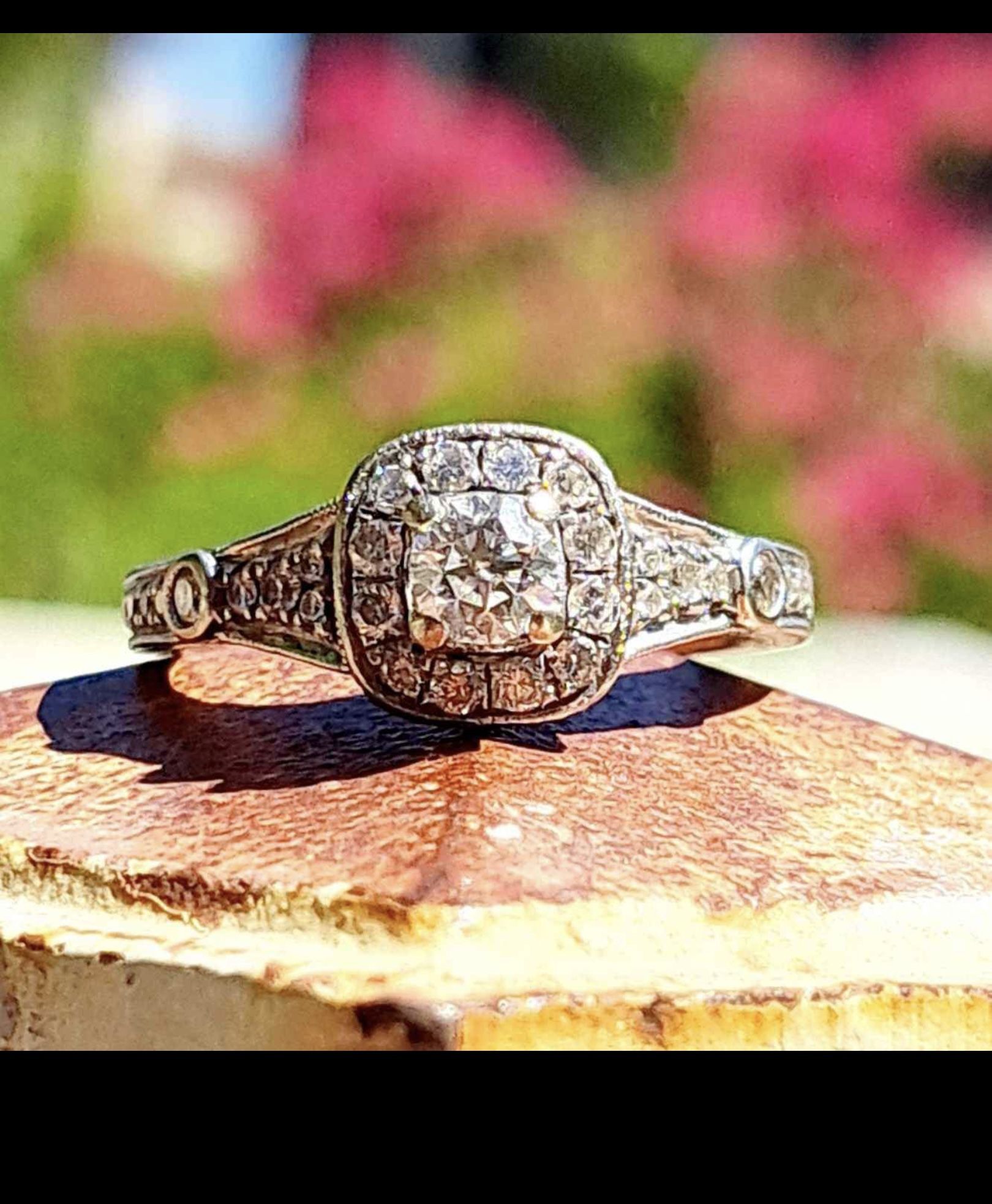 $3,700 At Zales Vera Wang Natural One Carat Diamond Engagement Ring