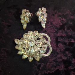 Mid Century Eisnberg Earing And Brooch Set