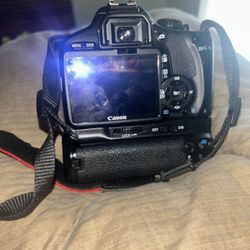 Canon EOS T2i Camera 