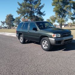 2000 Nissan Pathfinder 4x4 One Owner 