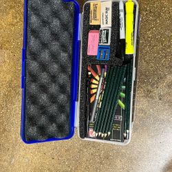 Prismacolor Drawing Kit  Item #70042 Brand New Store Closing