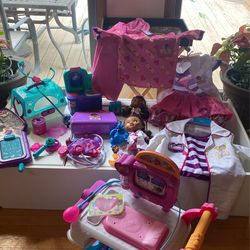 Doctor Mcstuffins Lot Of Dolls, Clothes,accessories, Etc