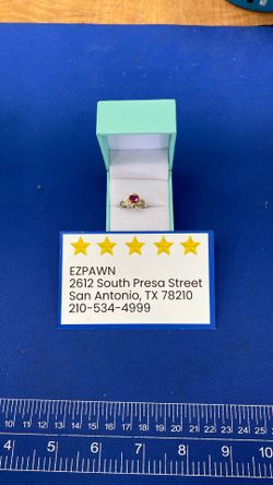 Ladies Gold Fashion Ring