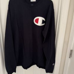 Champion Men's Heritage Patch Logo Long-Sleeve Tee T-Shirt Size 2xl(cash & pick up only)