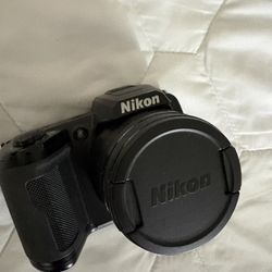 Nikon Digital Camera 