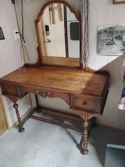 Antique vanity
