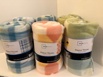 Mainstays Fleece Throw 50x60 inch New