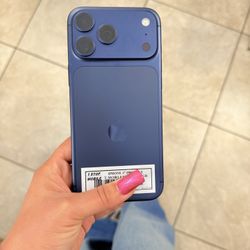 17 PRO MAX TMOBILE/METRO