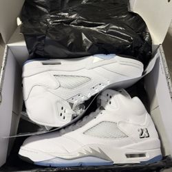 Jordan 5 White Metallic 