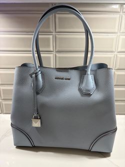 Michael Kors Light Blue Medium Mercer Gallery Center Zip Purse Hand Bag Crossbody