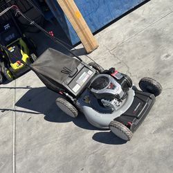 Murray gas lawnmower