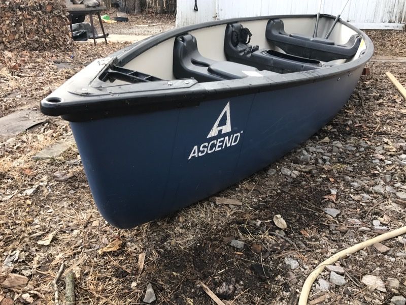 14 ft Ascend Canoe