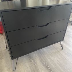 3 Drawer Dresser 