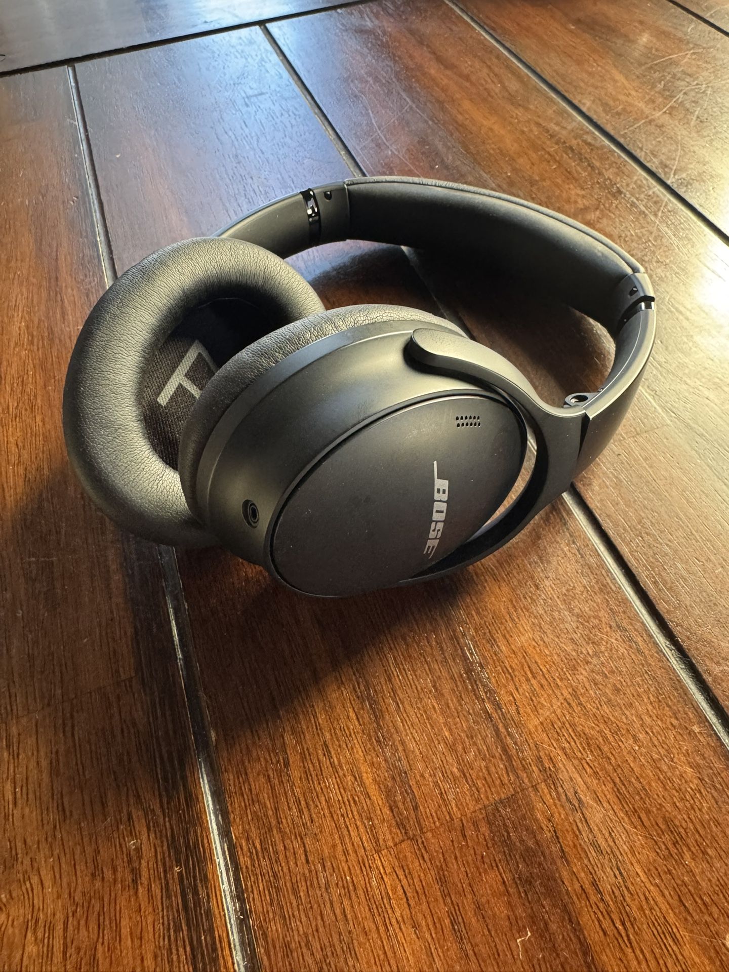 Bose Quiet Comfort 45 Wireless Headphones