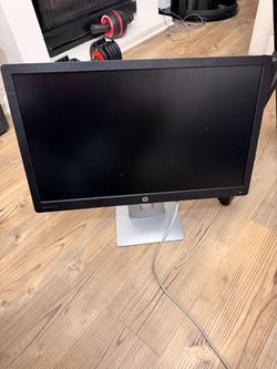 HP EliteDisplay E232 23-Inch Monitor