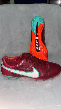 Soccer cleats size 10 Men