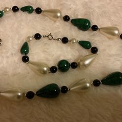 Vintage Necklace With Matching Bracelet 