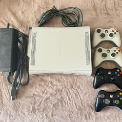 Original Xbox 360 20GB White Console W/ Controllers, Cables and Manual- Tested