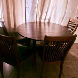 4 Piece Dining Table