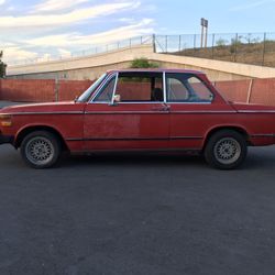 1976 Bmw 2002 Driver, 4speed-project, rust issues : Complete, Clean Title -running, driving 4speed, Sunroof,