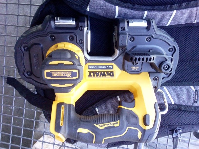 Bran New Out The Box DeWalt Band Saw