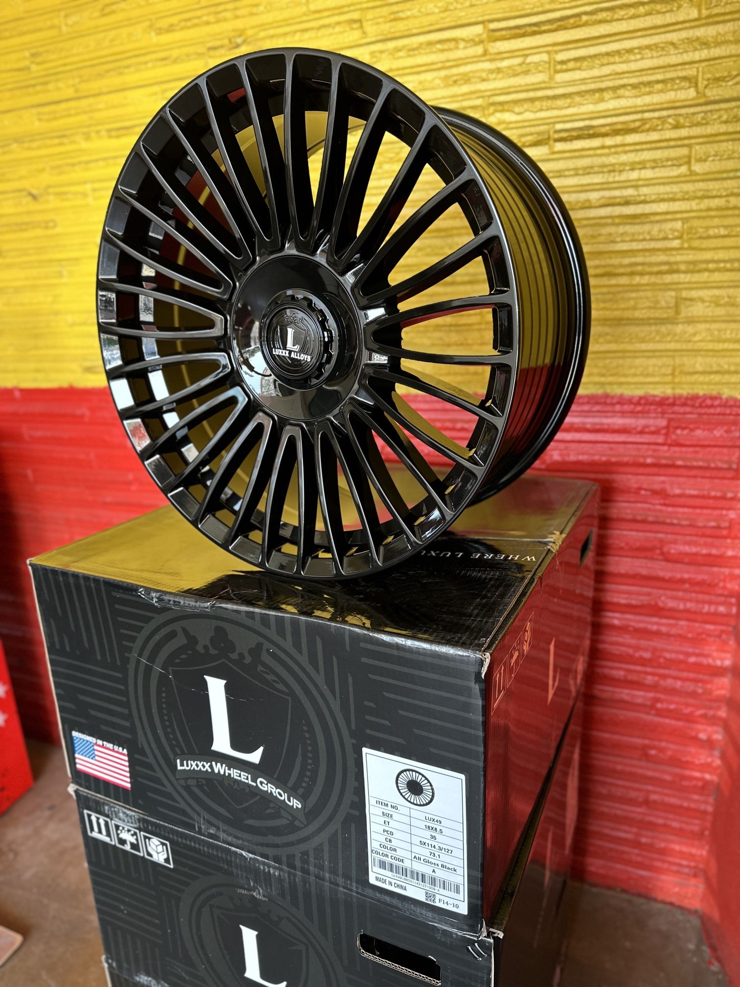 18” Wheel All Gloss Black 5x114.3 / 5x127 On Special