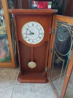 Bulova  Quartz Pendulum Wall Clock  Oak Wood Cabinet