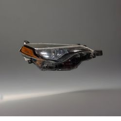 2017 2018 2019  TOYOTA COROLLA LED SINGLE PROJECTOR RIGHT HEDLIGHT USED OEM