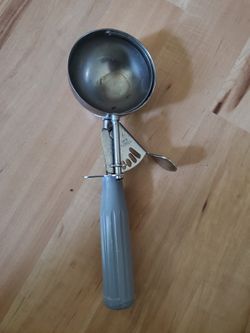 Vintage Mechanical Ice Cream Scooper