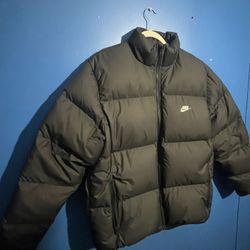 Nike Puffer 