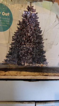 Used Christmas Tree 7 1/2 Ft. Martha Stewart