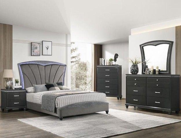 Brand New! 7pc Queen/king Bedroom Set 😍/ Take It home with Only $39down/ Hablamos Español Y Ofrecemos Financiamiento 🙋🏻‍♂️ 