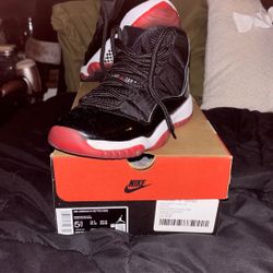 Jordan Bread 11 Retro
