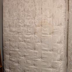 Full Size Bed And Box spring 