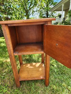 Oak Nightstand.