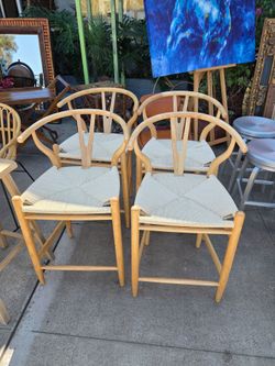 Set of Wishbone-style bar stools