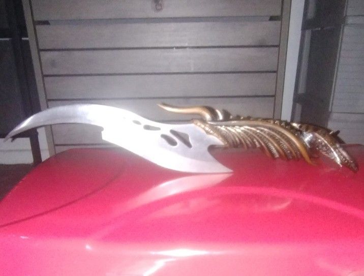 DOUBLE SIDED DRAGON DAGGER