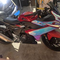 Moto Suzuki GSX-250R 20190