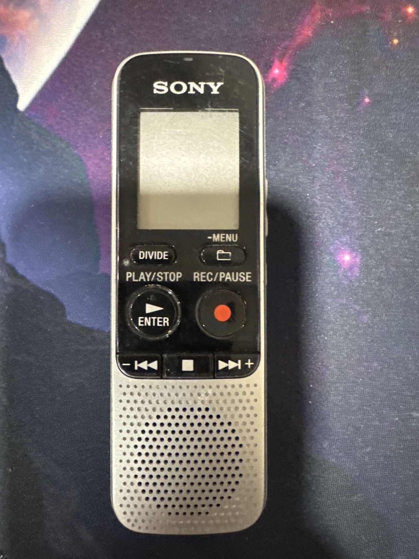 🎙️ Sony Digital Voice Recorder – Compact, Easy to Use – Great Condition