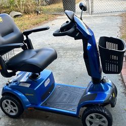 Golden Companion GC 440 See Description Please, And Feel Free To Ask Questions.