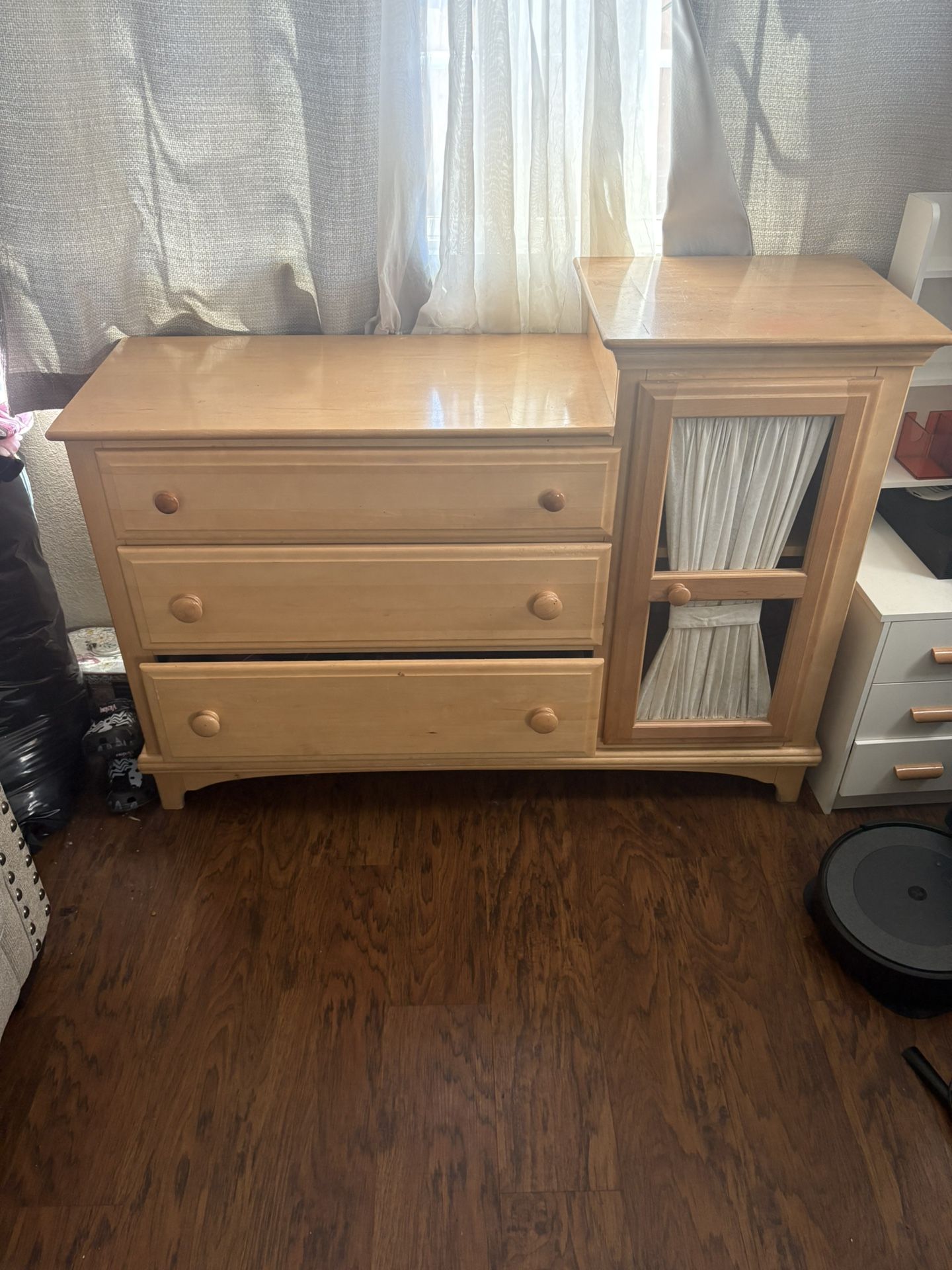Light Wood 3-Drawer Dresser with Side Cabinet