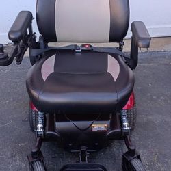 merits, vision sport electric wheel chair