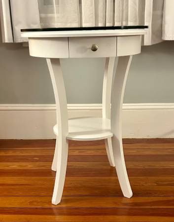 Round solid wood white occasional table with glass protector