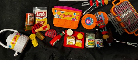 Barbie vintage play accessories
