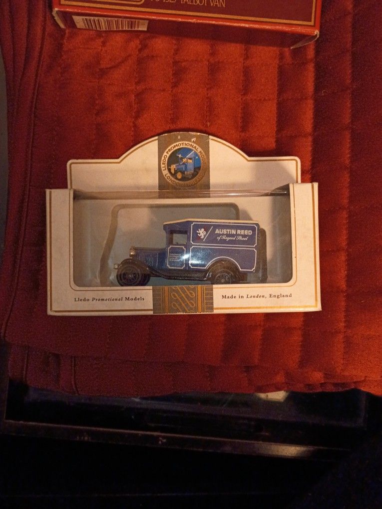 Lledo Promotional Models