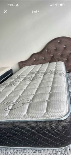 Twin mattress
